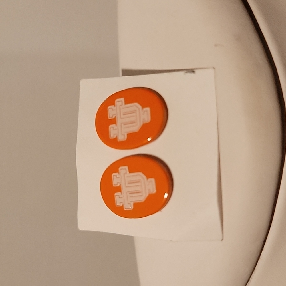 UT oval earrings